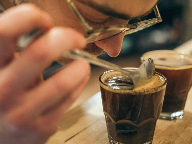 Kaffeeverkostung mit einem Kaffeesommelier