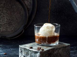 Affogato Eiskaffee mit Vanilleeis