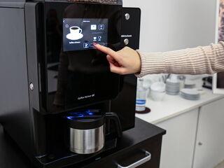 Funktion Kannenabfüllung beim Kaffeeautomaten betätigen