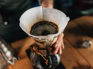 Kaffee Blooming in Chemex